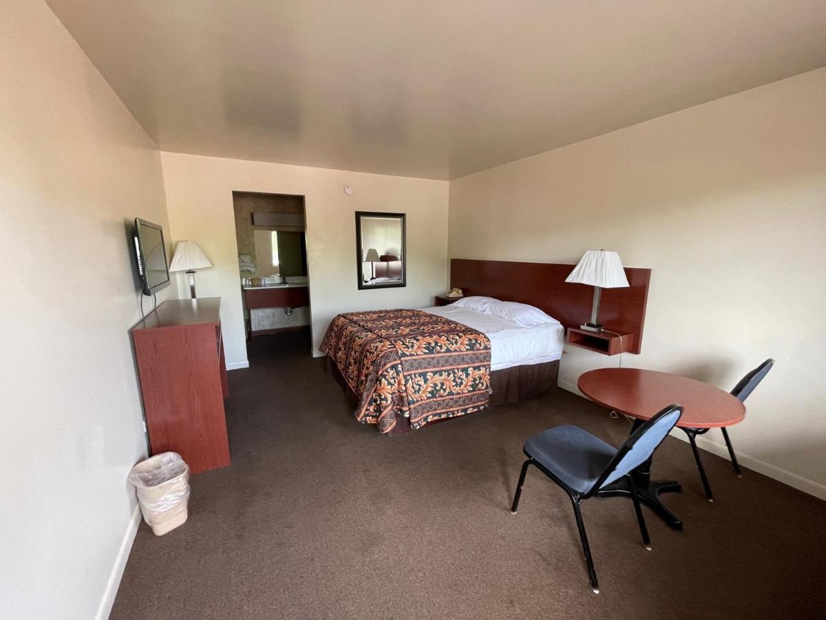 Vibe Inn - Whirlpools Suites - Lyons  Kültér fotó
