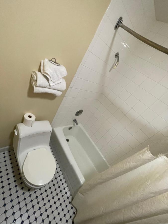 Vibe Inn - Whirlpools Suites - Lyons  Kültér fotó