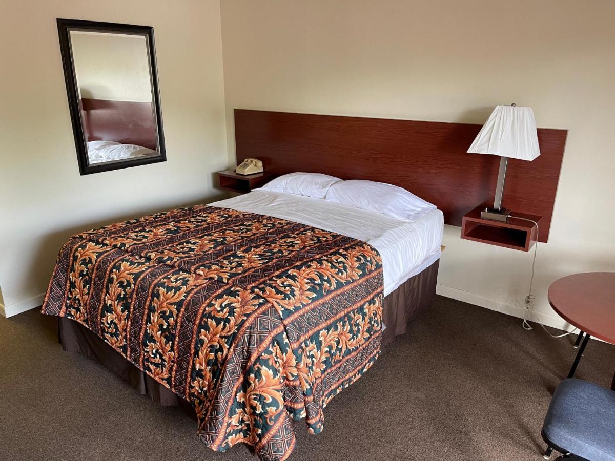 Vibe Inn - Whirlpools Suites - Lyons  Kültér fotó