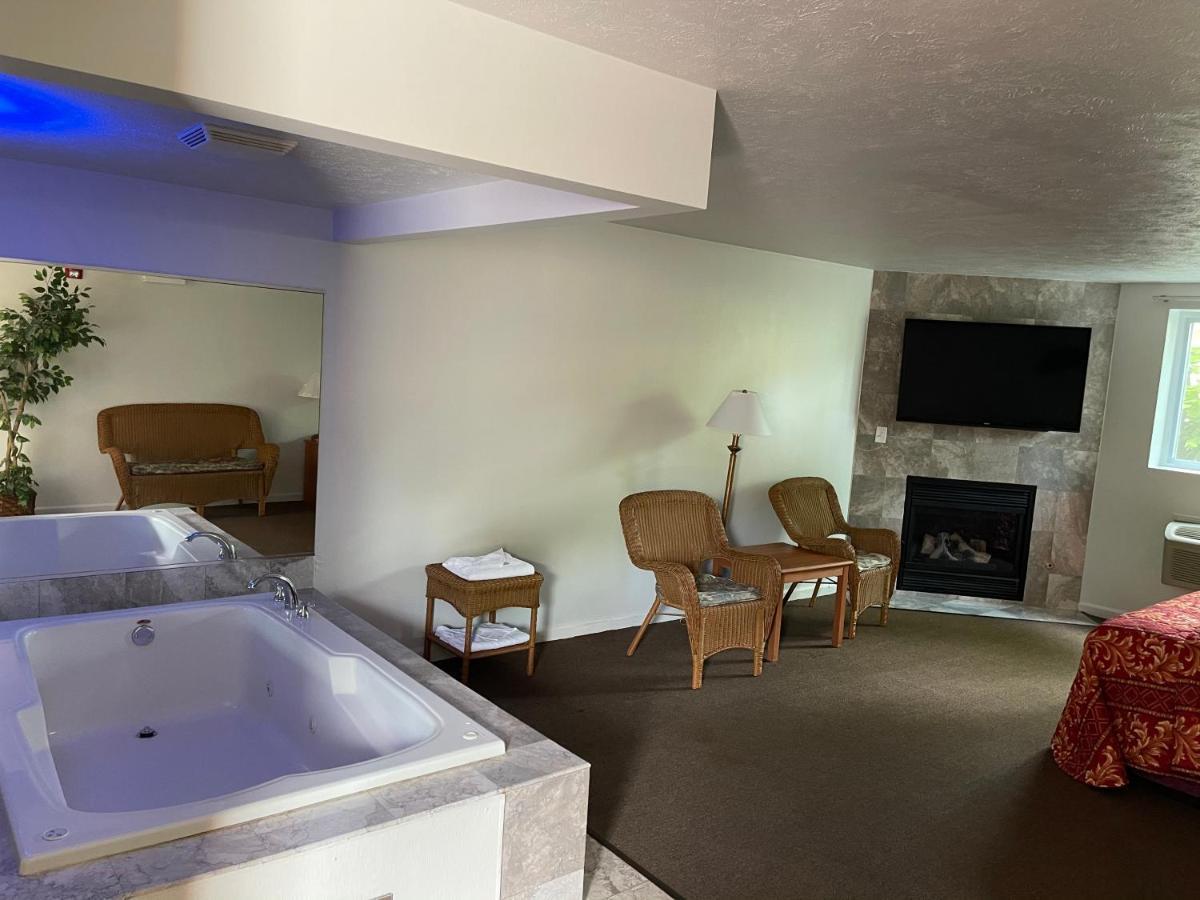 Vibe Inn - Whirlpools Suites - Lyons  Kültér fotó