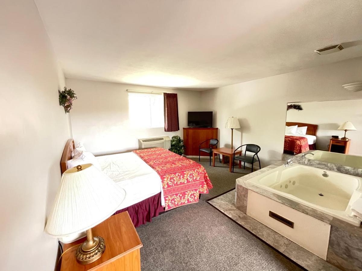 Vibe Inn - Whirlpools Suites - Lyons  Kültér fotó